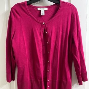 Very nice medium weight cardigan.  Perfect for spring and summer cool nights.